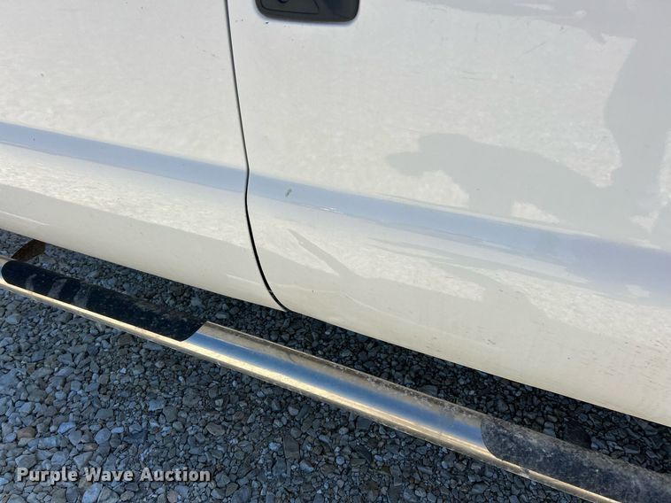 image for item EK8132 2015 Ford F550 Super Duty XL Crew Cab truck cab and chassis