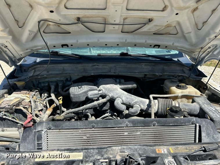 image for item EK8132 2015 Ford F550 Super Duty XL Crew Cab truck cab and chassis