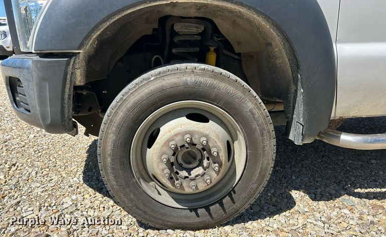 image for item EK8132 2015 Ford F550 Super Duty XL Crew Cab truck cab and chassis