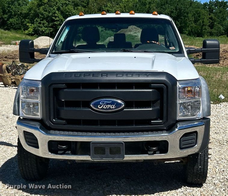 image for item EK8133 2011 Ford F450 Super Duty XL truck cab and chassis