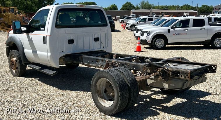 image for item EK8133 2011 Ford F450 Super Duty XL truck cab and chassis