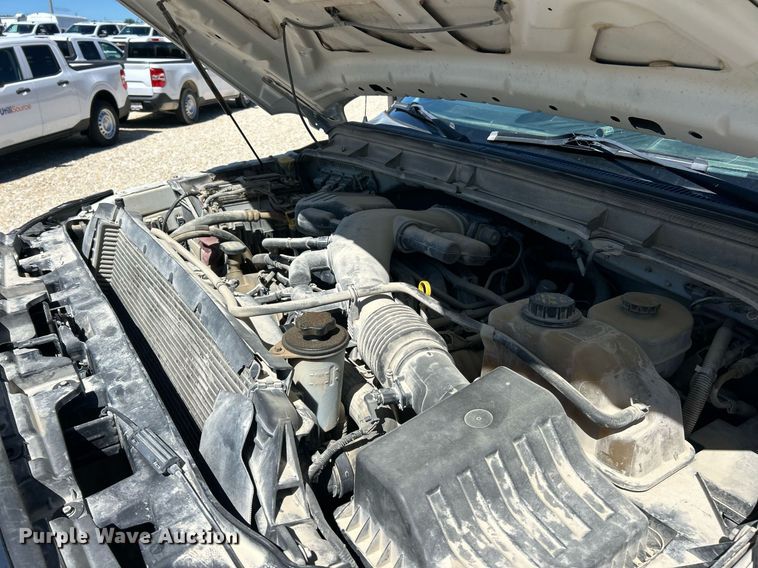 image for item EK8133 2011 Ford F450 Super Duty XL truck cab and chassis