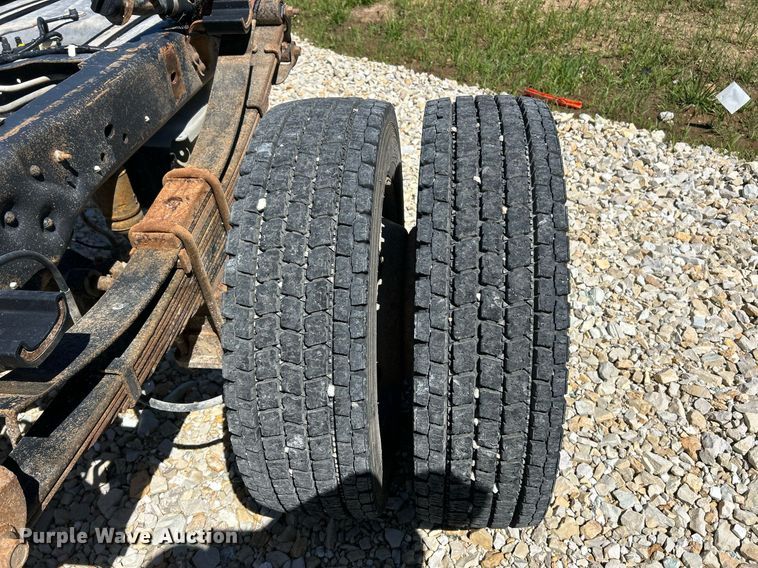 image for item EK8133 2011 Ford F450 Super Duty XL truck cab and chassis