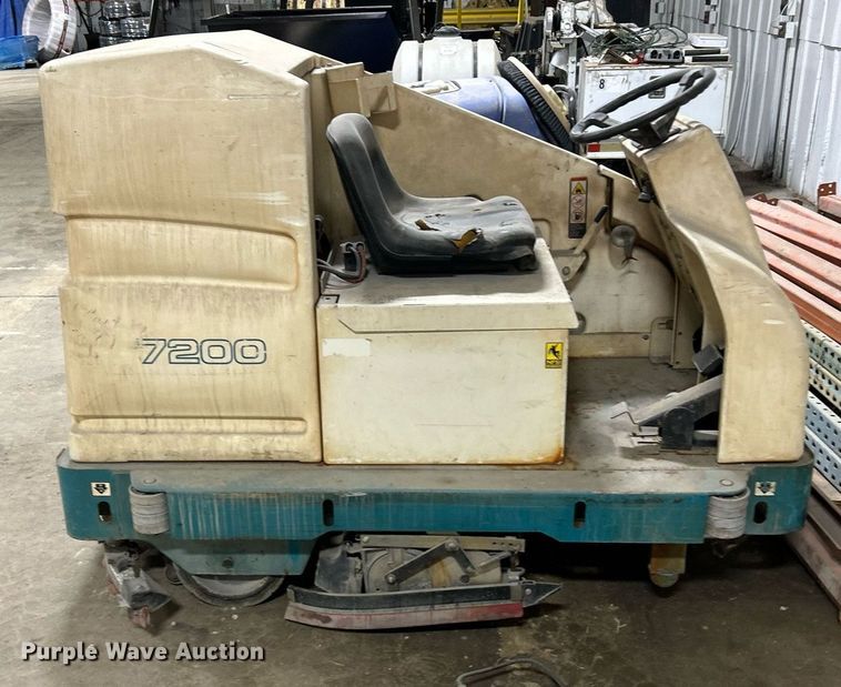 image for item EK8144 (2) floor scrubbers