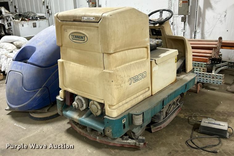 image for item EK8144 (2) floor scrubbers