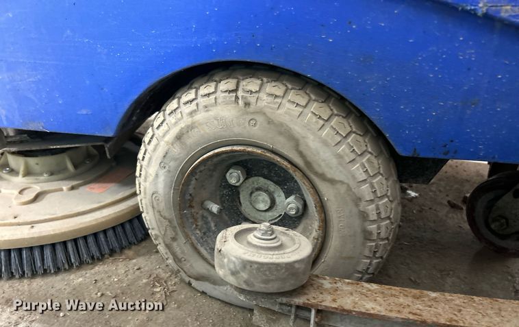 image for item EK8144 (2) floor scrubbers