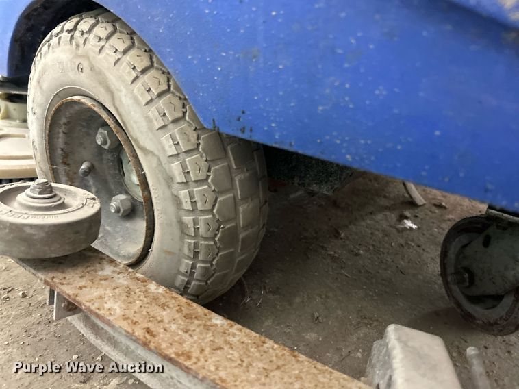 image for item EK8144 (2) floor scrubbers