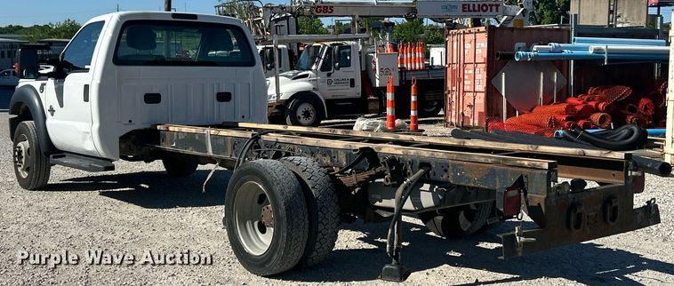 image for item EK8147 2016 Ford F550 Super Duty XL truck cab and chassis