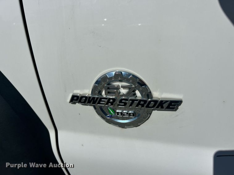 image for item EK8147 2016 Ford F550 Super Duty XL truck cab and chassis