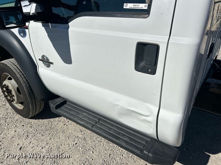 image for item EK8147 2016 Ford F550 Super Duty XL truck cab and chassis
