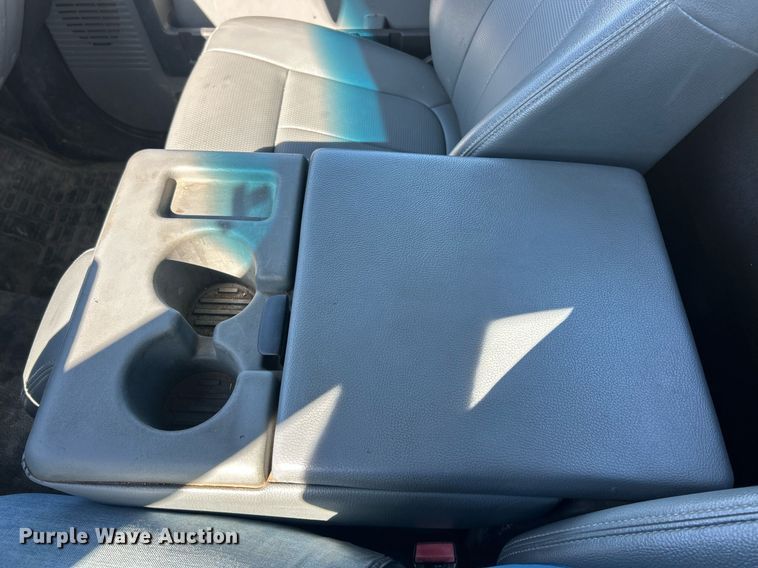 image for item EK8147 2016 Ford F550 Super Duty XL truck cab and chassis