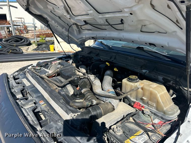 image for item EK8147 2016 Ford F550 Super Duty XL truck cab and chassis