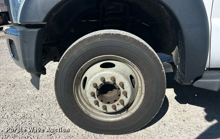 image for item EK8147 2016 Ford F550 Super Duty XL truck cab and chassis