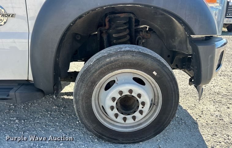 image for item EK8147 2016 Ford F550 Super Duty XL truck cab and chassis