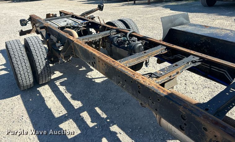 image for item EK8148 2015 Ford F550 Super Duty XL truck cab and chassis