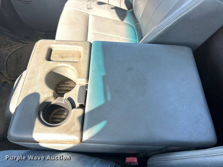 image for item EK8148 2015 Ford F550 Super Duty XL truck cab and chassis