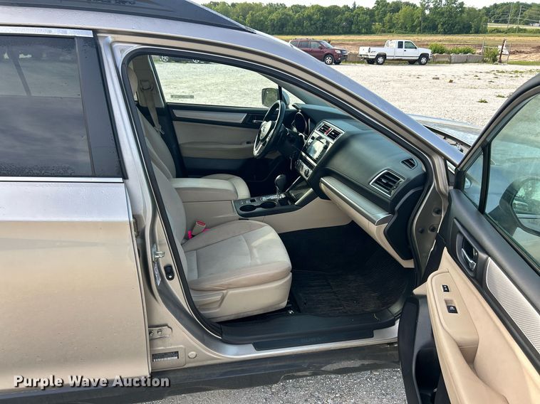 image for item EK8154 2015 Subaru Outback SUV