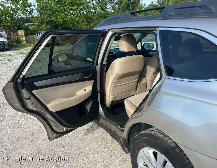 image for item EK8154 2015 Subaru Outback SUV