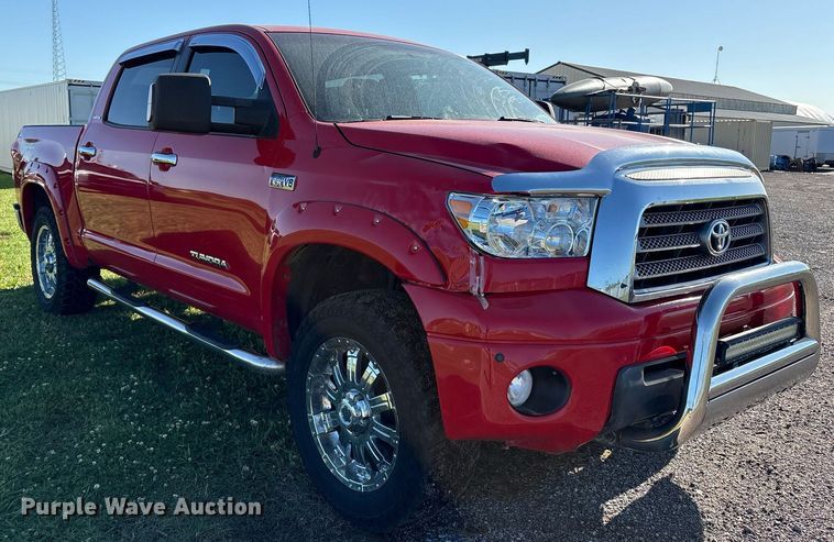 image for item EL2082 2008 Toyota Tundra CrewMax pickup truck