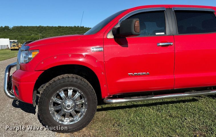 image for item EL2082 2008 Toyota Tundra CrewMax pickup truck