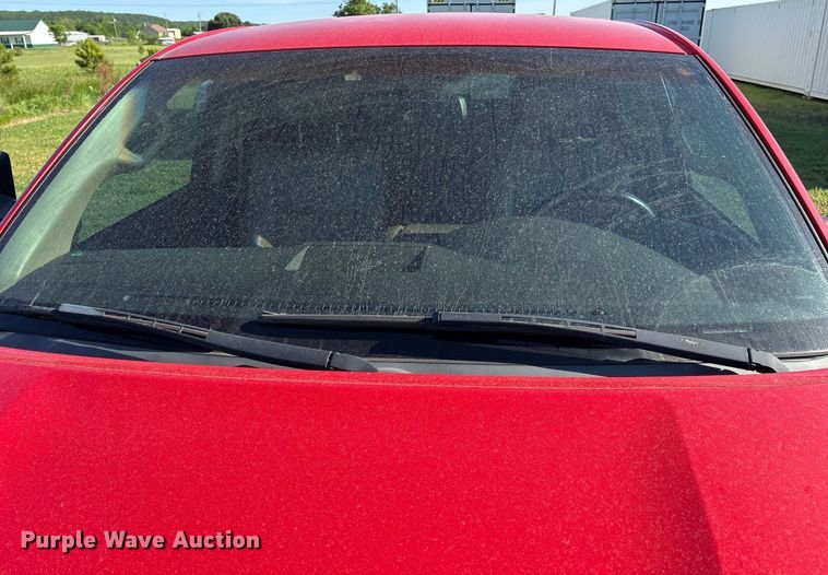 image for item EL2082 2008 Toyota Tundra CrewMax pickup truck