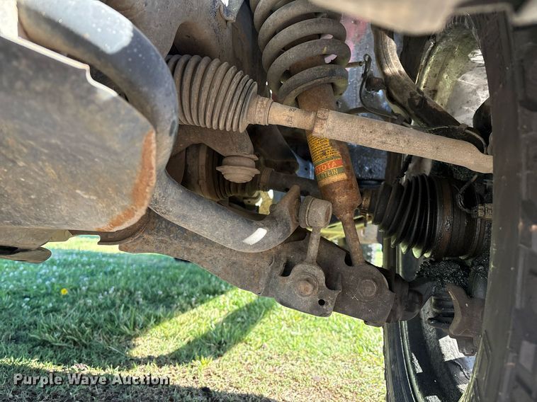 image for item EL2082 2008 Toyota Tundra CrewMax pickup truck