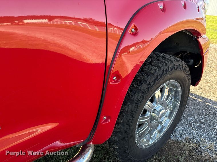 image for item EL2082 2008 Toyota Tundra CrewMax pickup truck