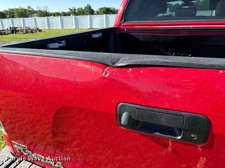 image for item EL2082 2008 Toyota Tundra CrewMax pickup truck