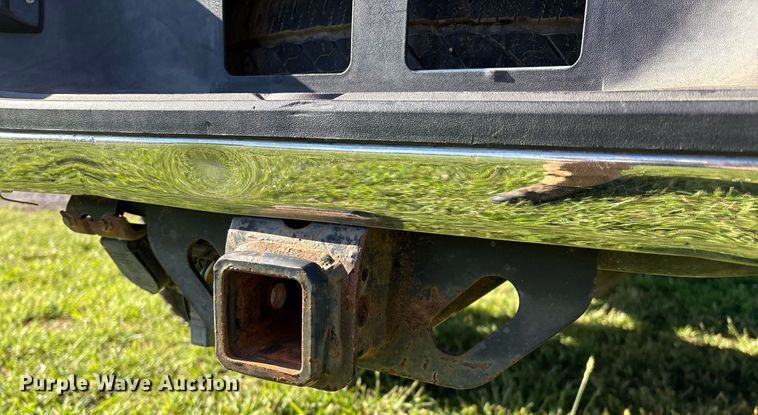 image for item EL2082 2008 Toyota Tundra CrewMax pickup truck