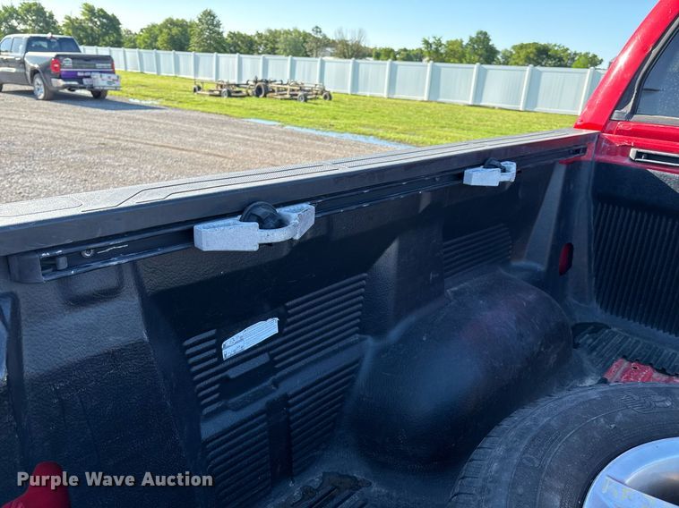 image for item EL2082 2008 Toyota Tundra CrewMax pickup truck