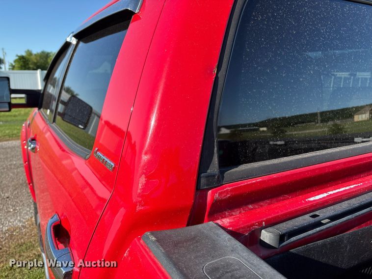 image for item EL2082 2008 Toyota Tundra CrewMax pickup truck