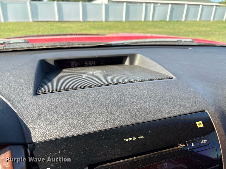 image for item EL2082 2008 Toyota Tundra CrewMax pickup truck