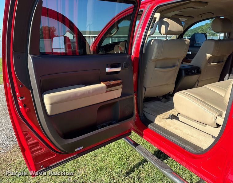 image for item EL2082 2008 Toyota Tundra CrewMax pickup truck