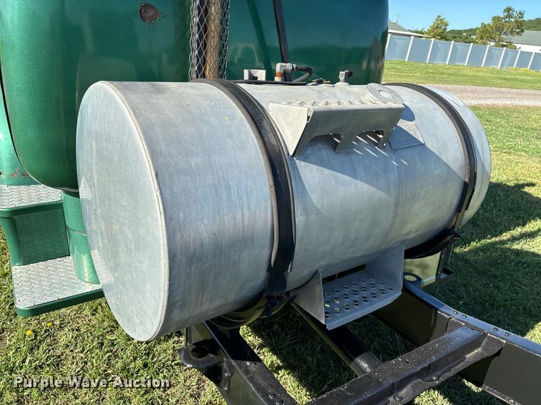 image for item EL2083 1951 Chevrolet COE 3500 truck cab and chassis