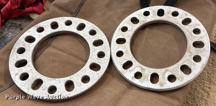 image for item EL2083 1951 Chevrolet COE 3500 truck cab and chassis