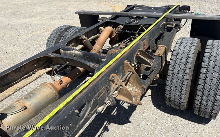 image for item EL2104 2017 Dodge Ram 4500 truck cab and chassis