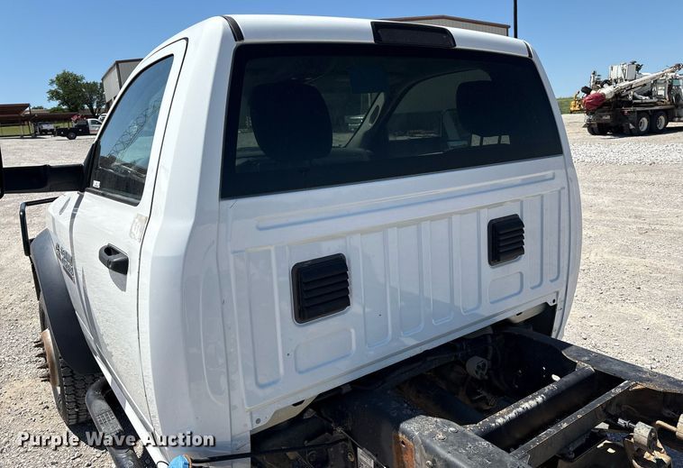 image for item EL2104 2017 Dodge Ram 4500 truck cab and chassis