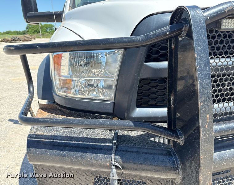 image for item EL2104 2017 Dodge Ram 4500 truck cab and chassis