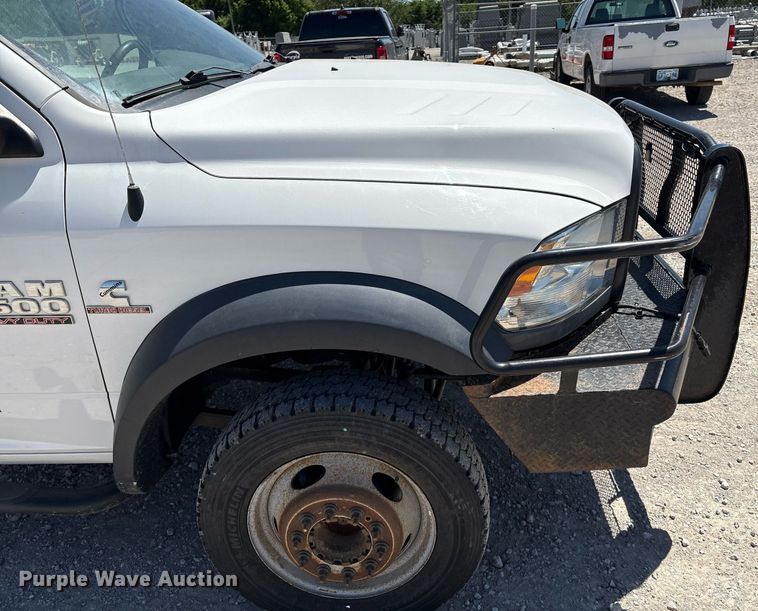 image for item EL2104 2017 Dodge Ram 4500 truck cab and chassis