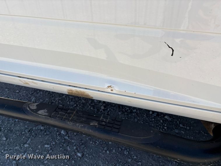 image for item EL2104 2017 Dodge Ram 4500 truck cab and chassis