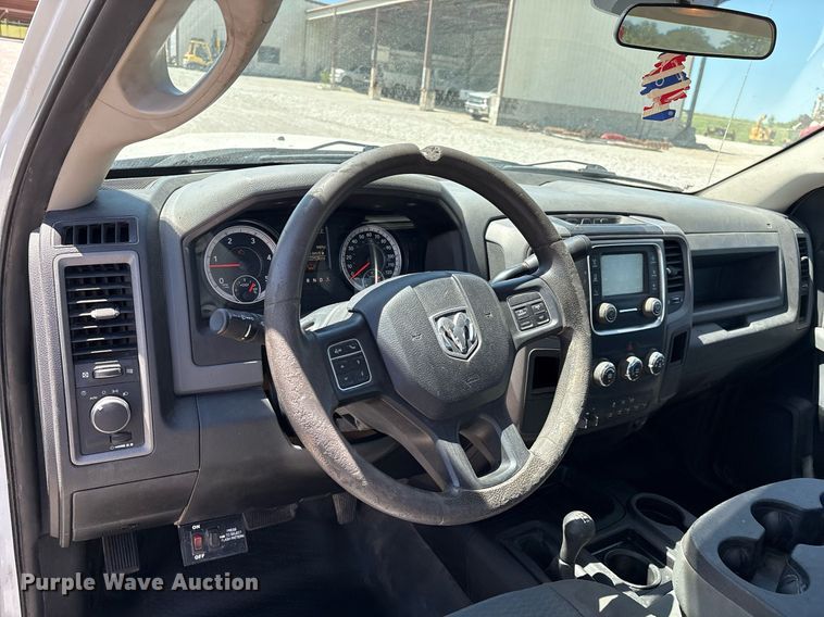 image for item EL2104 2017 Dodge Ram 4500 truck cab and chassis