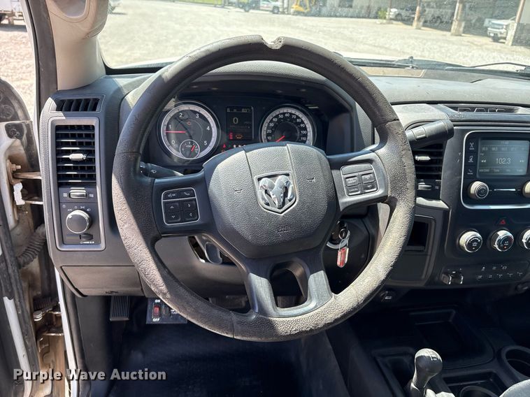 image for item EL2104 2017 Dodge Ram 4500 truck cab and chassis