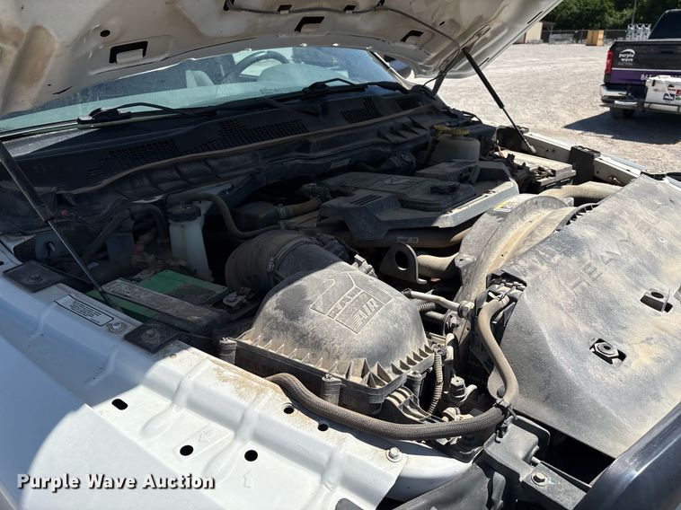 image for item EL2104 2017 Dodge Ram 4500 truck cab and chassis