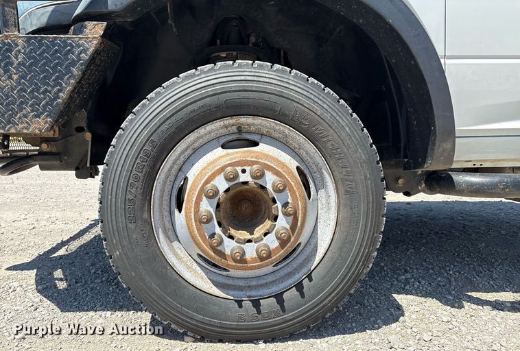 image for item EL2104 2017 Dodge Ram 4500 truck cab and chassis