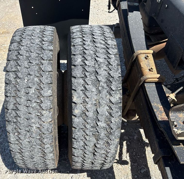 image for item EL2104 2017 Dodge Ram 4500 truck cab and chassis