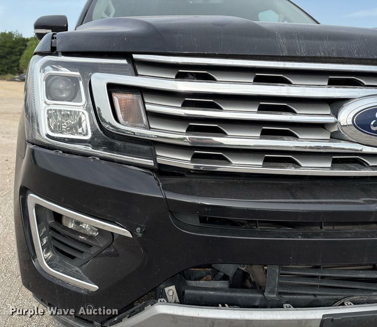 image for item EM2532 2021 Ford Expedition Max Limited SUV