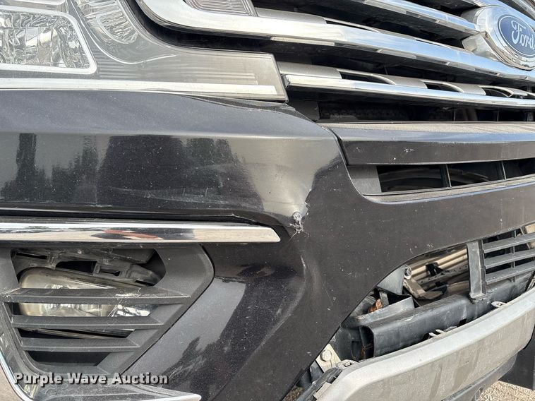 image for item EM2532 2021 Ford Expedition Max Limited SUV