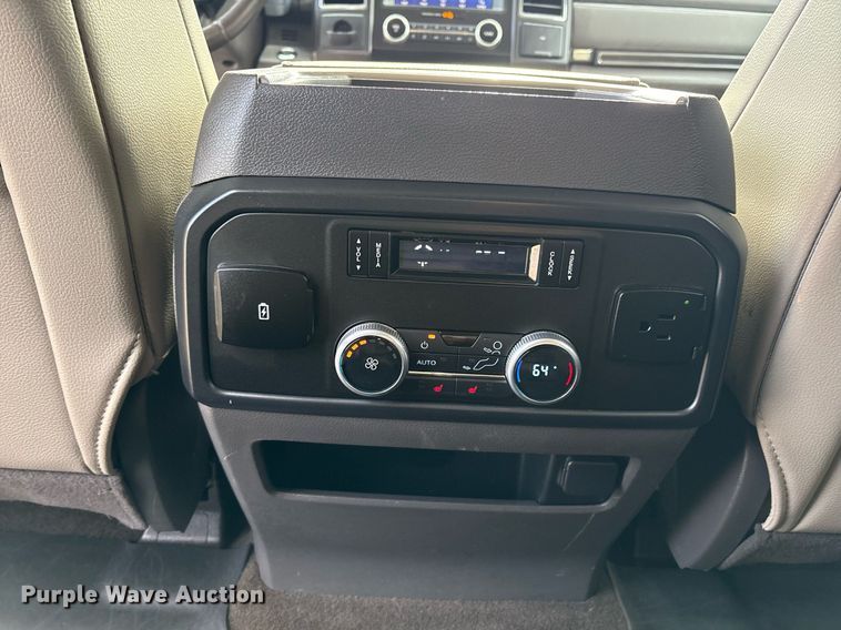 image for item EM2532 2021 Ford Expedition Max Limited SUV