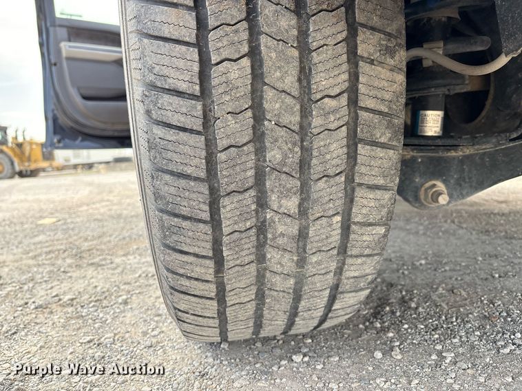 image for item EM2532 2021 Ford Expedition Max Limited SUV