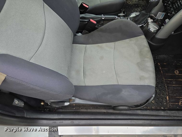 image for item EM7345 2005 Mini Cooper convertible